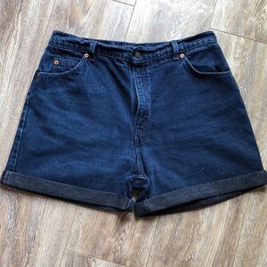 Levi relax fit “mom” shorts